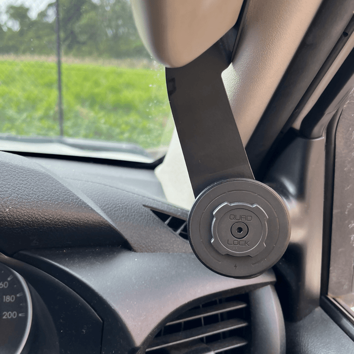 2015 - 2024 Toyota Hilux Phone Mount - AMD Touring